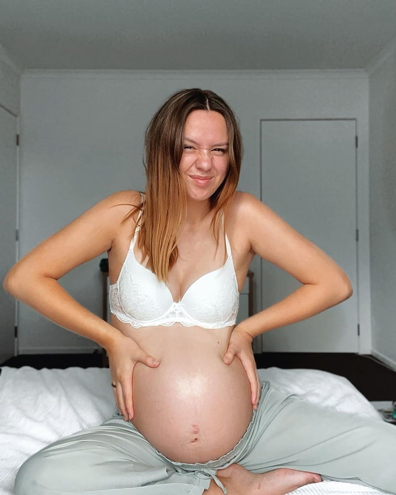 Nikki Voyeurweb Pregnant