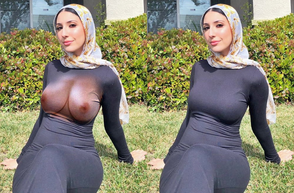 Arab big tits