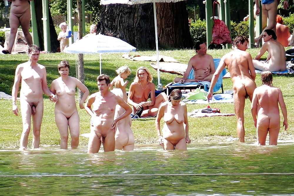 Famliy nudist camps