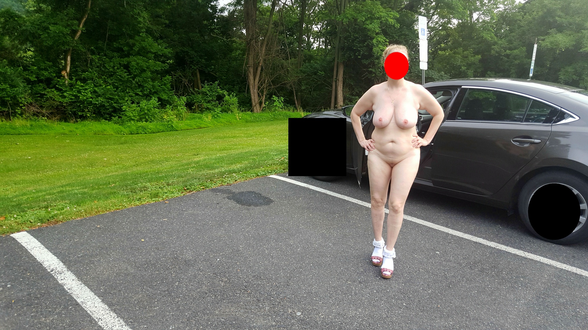 Naked Parking Lot Walk Pics Xhamster