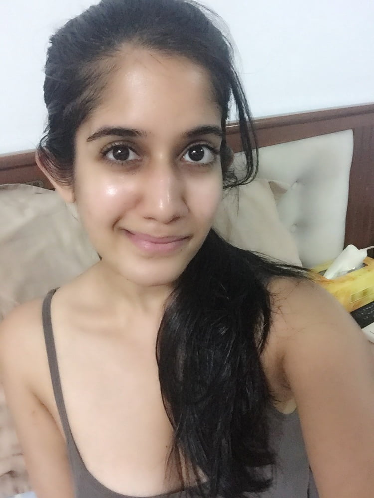 Unknown Desi Girl Leaked Semi Nudes Pics Xhamstersexiezpix Web Porn