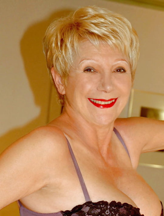 Porn Pics Busty Mature French Wife Ghislaine