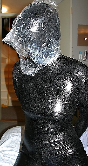 Breathplay bagged suffocation pasout photo