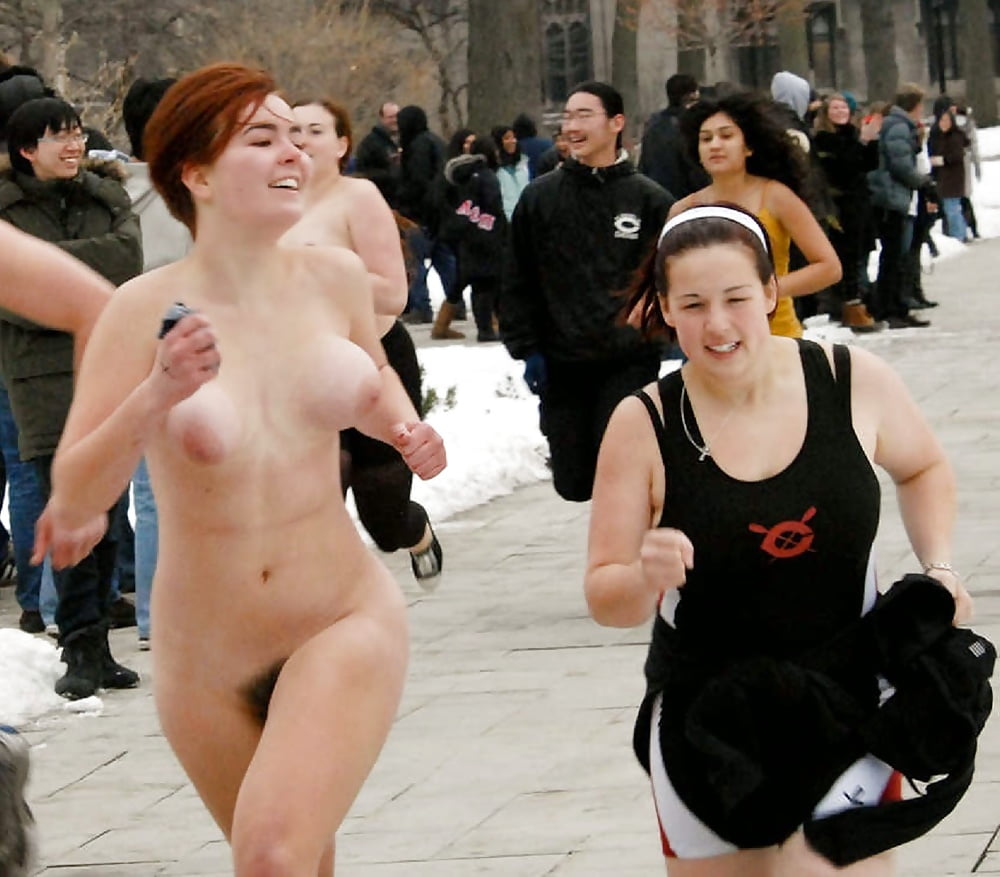 Girls Nude Winter Run Foto Erotiche E Porno
