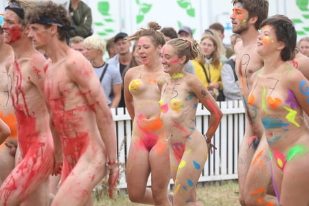 See And Save As Roskilde Festival Naked Run Contestants Porn Pict Crot