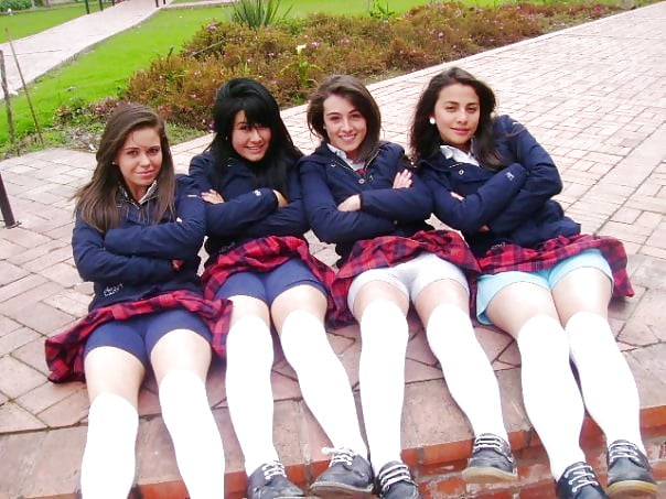 Colegialas traviesas fan xxx pic