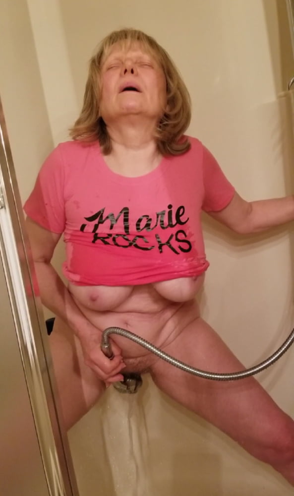 Hot grandmother sprays her pussy and cums in a wet t-shirt - 72 Pics 