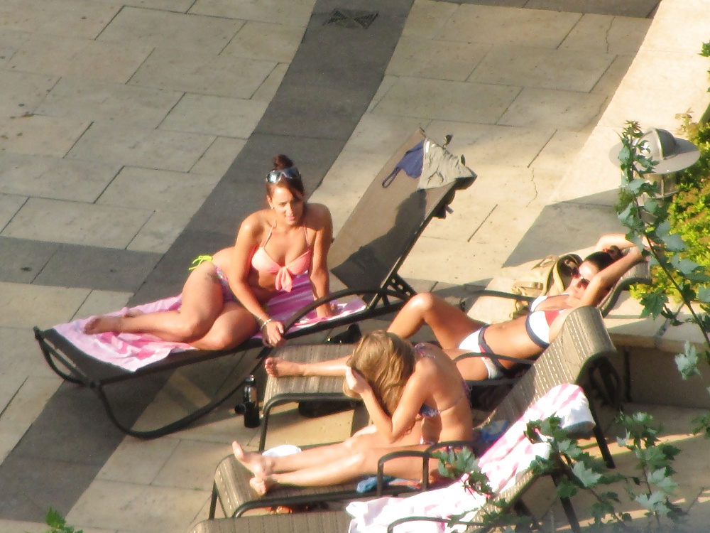 Porn Pics BFF's hangin by the Pool - Toronto , Ontario Canada