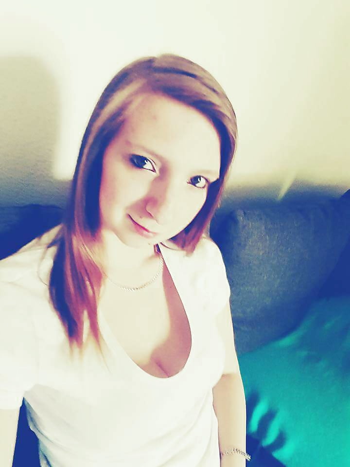 Porn Pics Wichsvorlage Denise N. (Dicke Titten)