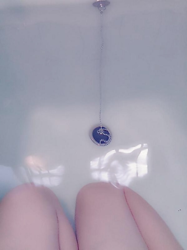 Porn Pics Japanese girl takes self pics