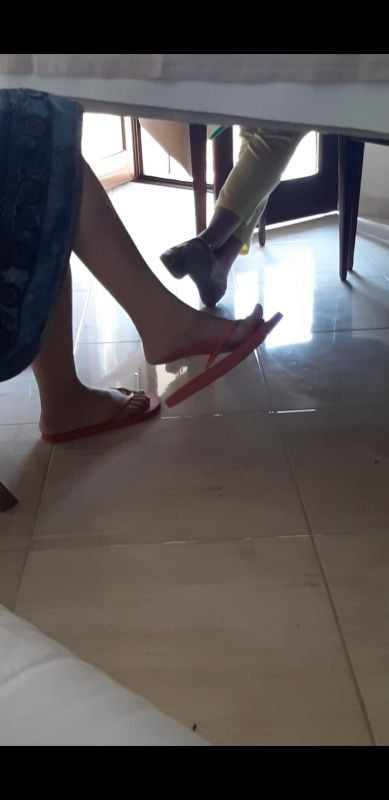 Porn Pics Piedi di zie, nonne, mamme.