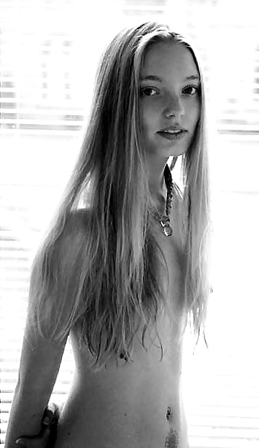 Porn Pics Small Tits - Ultimate#1