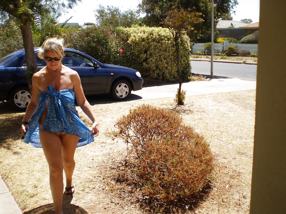 Porn Pics amateur blonde milf