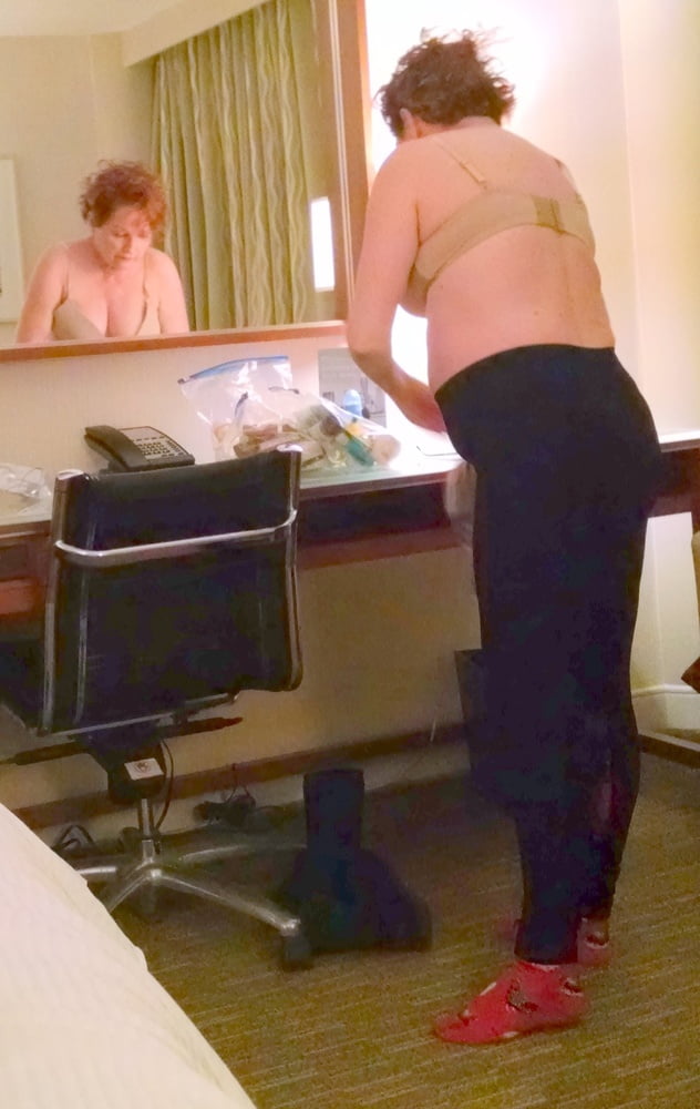 Fat mature wife undressing voyeur - 193 Photos 