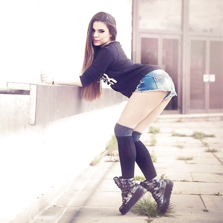 Porn Pics Flexible Bulgarian Slut Vanina