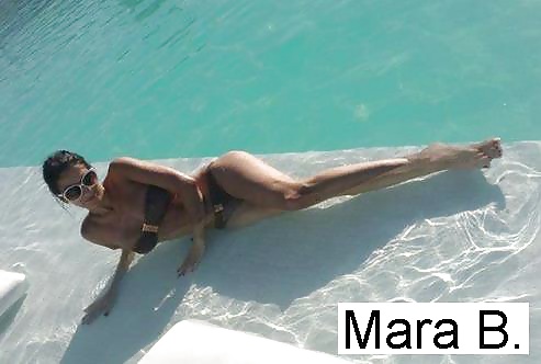 Porn Pics Italiane su Facebook - Mara B. & Francesca T.