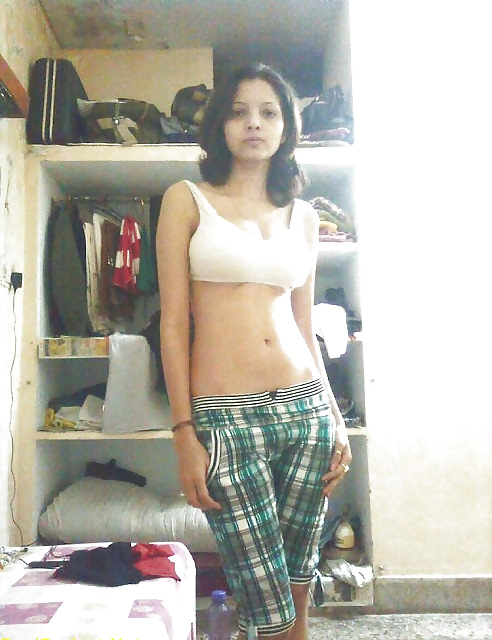 Porn Pics Complete Set 1: Cute Girlfriend