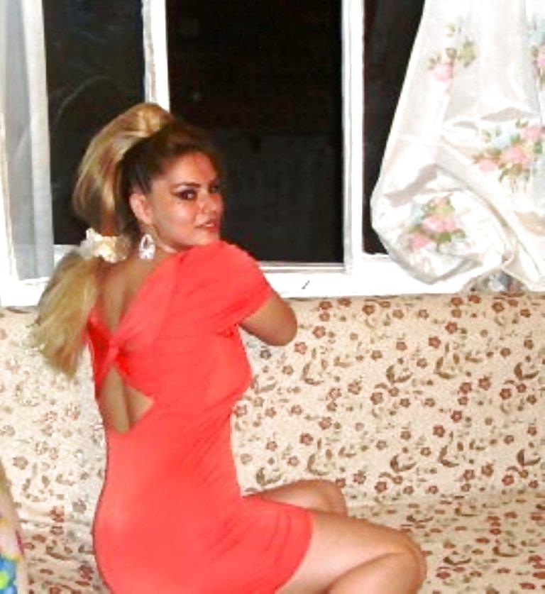 Porn Pics Turkish sexy Blonde amateur singer