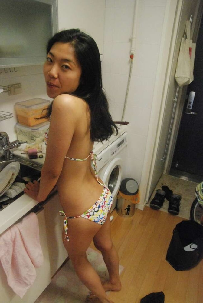 bikini Korean girl