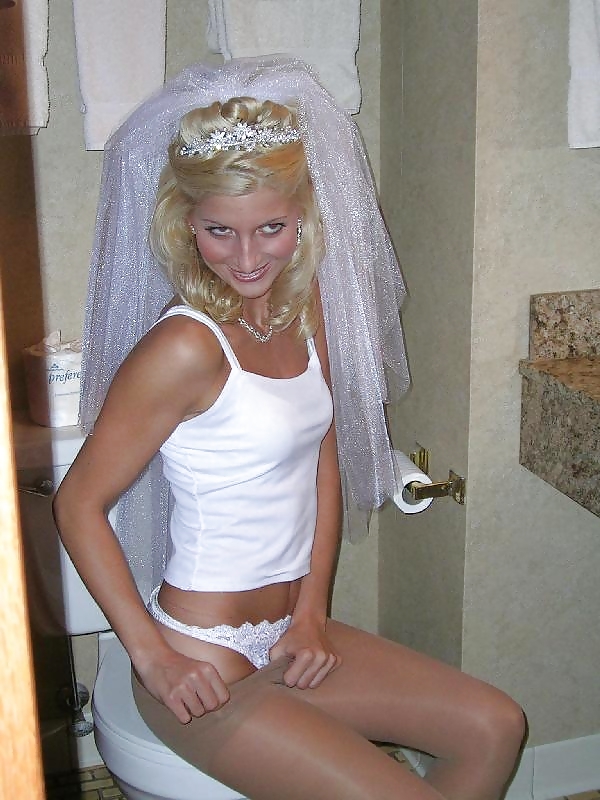 Porn Pics Here Cums The Bride!