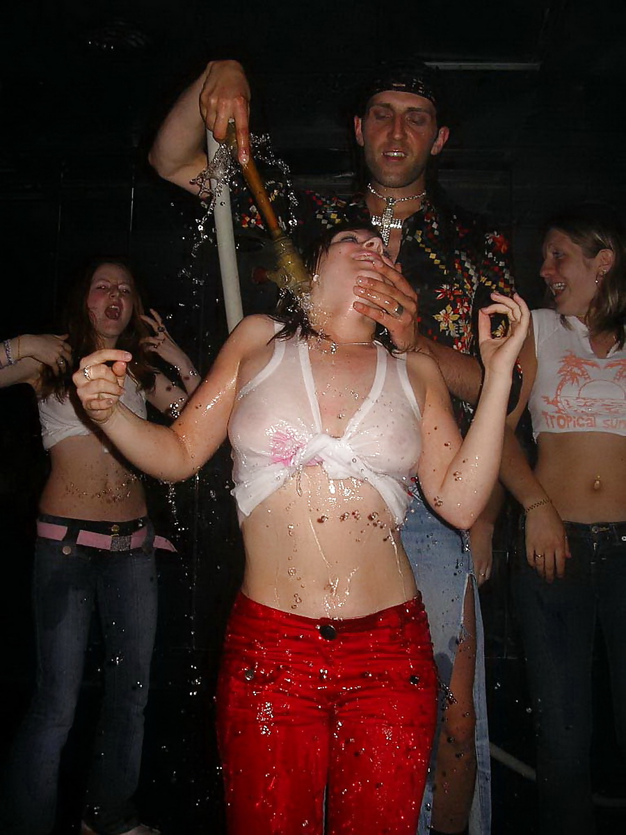 Porn Pics Wet Tee Shirt Contest Time!