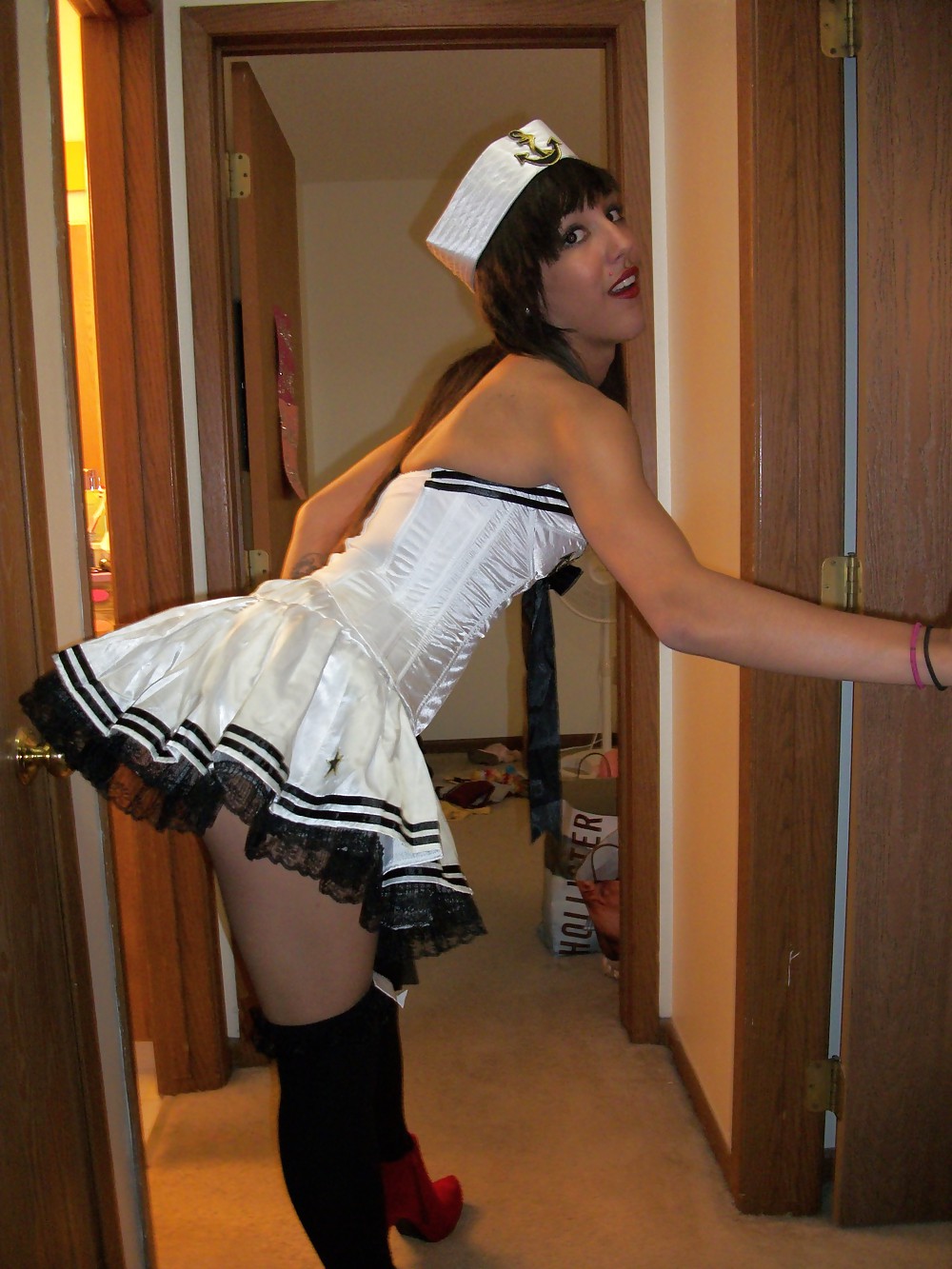 Porn Pics Teen plays dressup