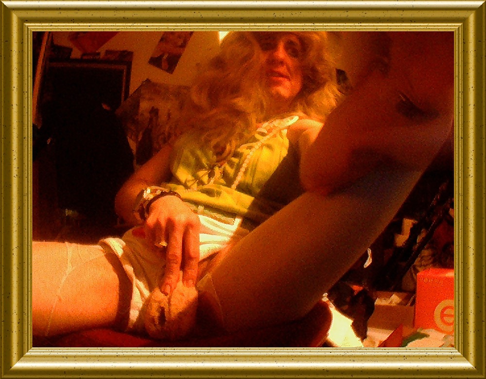 Porn Pics Sneakers & Heels