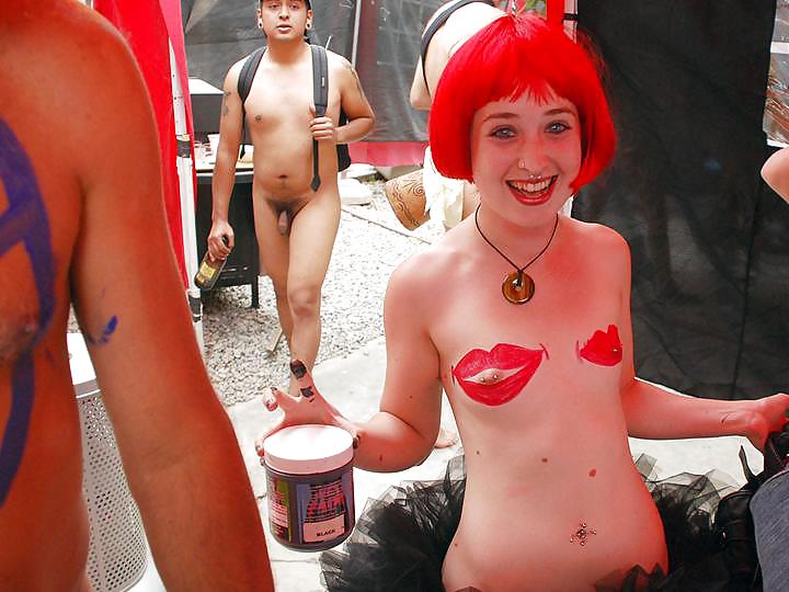 Porn Pics Nude Painted Ladies in Public Fetish Gallery 3