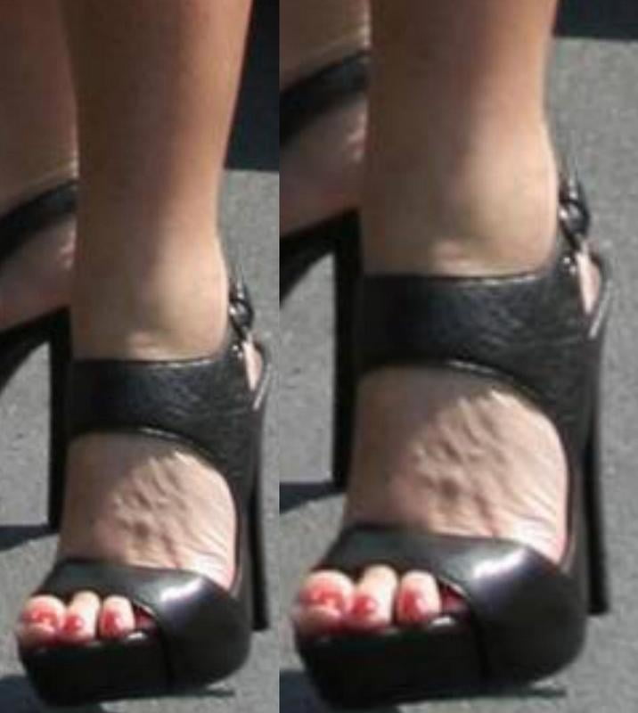 Sarah Palin Sexy Legs Feet And High Heels 269 Pics 2 Xhamster 