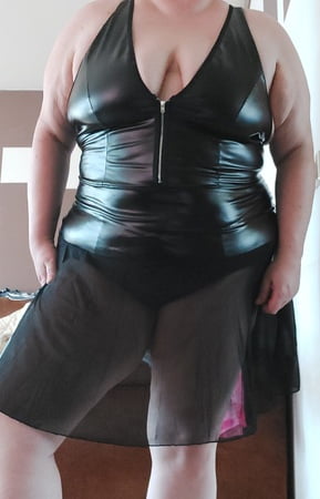 leather and latex outfits         