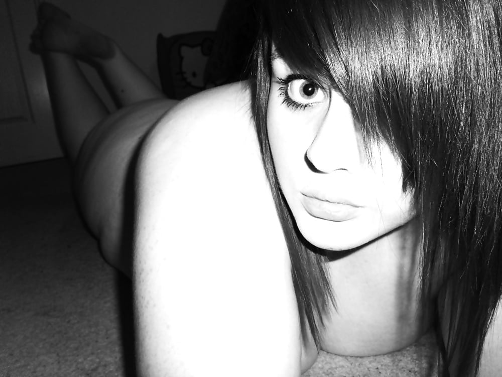 Porn Pics Huge Tits Cute Face