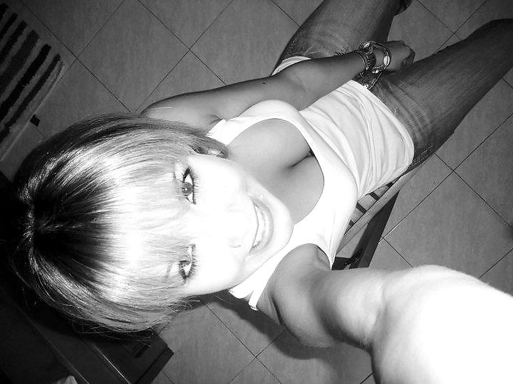 Porn Pics Alba Riesco Garcia