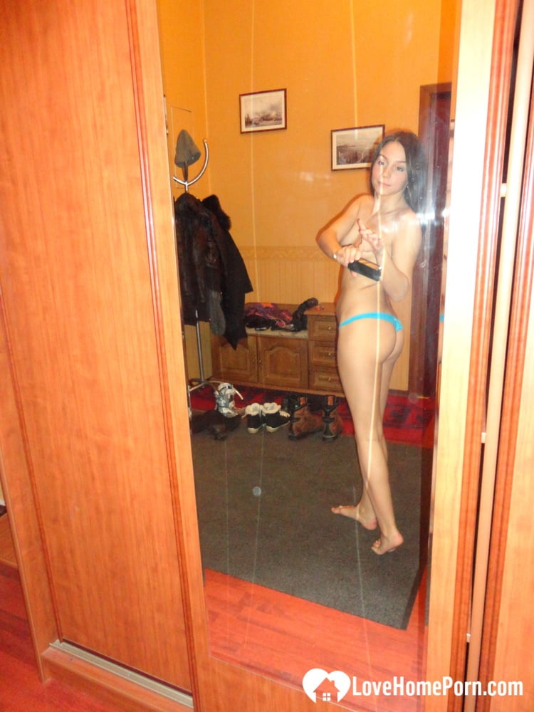 Hot teen shows her body in the mirror - 64 Photos 