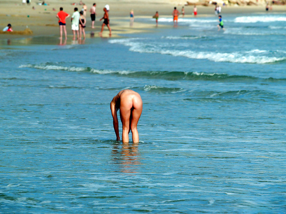 Porn Pics NUDE AT THE BEACH