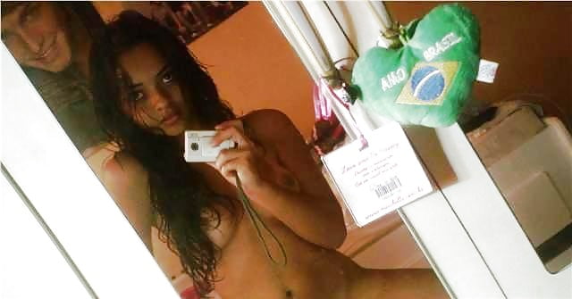 Porn Pics Latina Amatuer Selfie