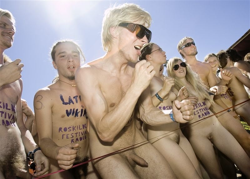 roskilde festival naked run contestants. 
