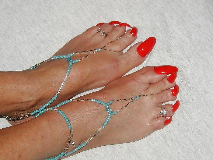 Porn Pics long toe nails