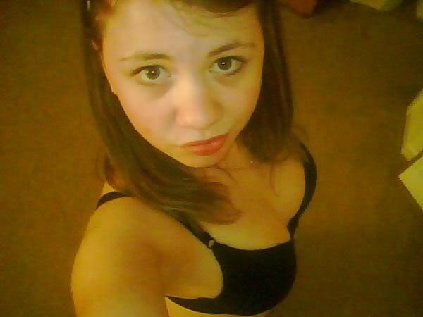 Porn Pics Real Social Network Sluts