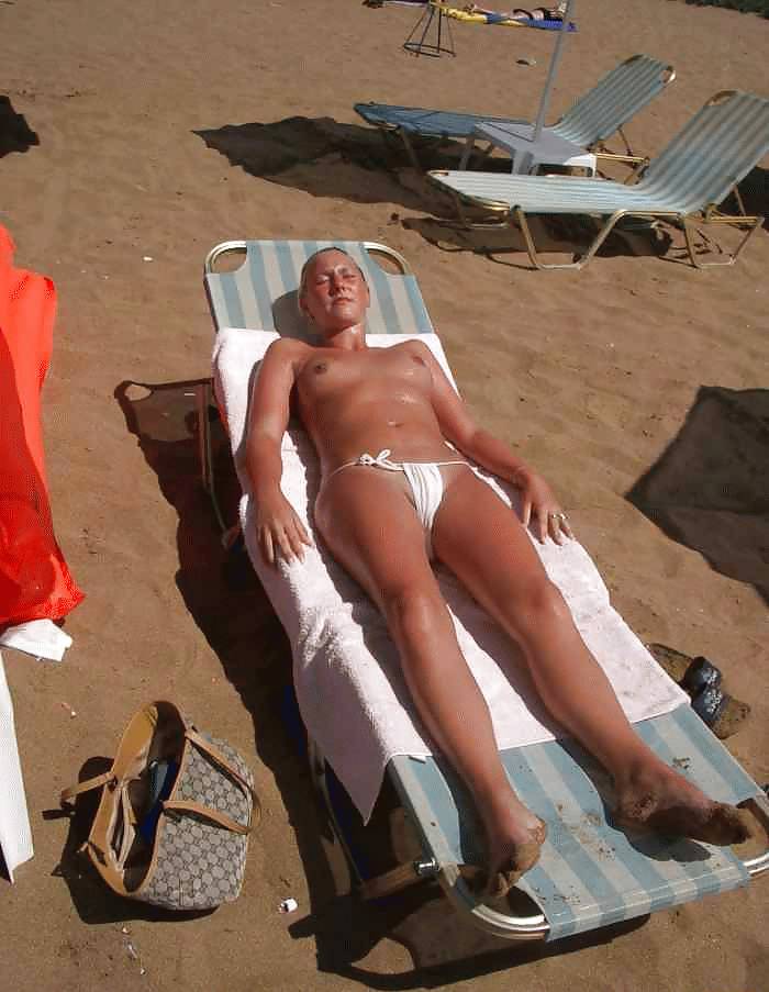 Porn Pics Sunbathing 2.