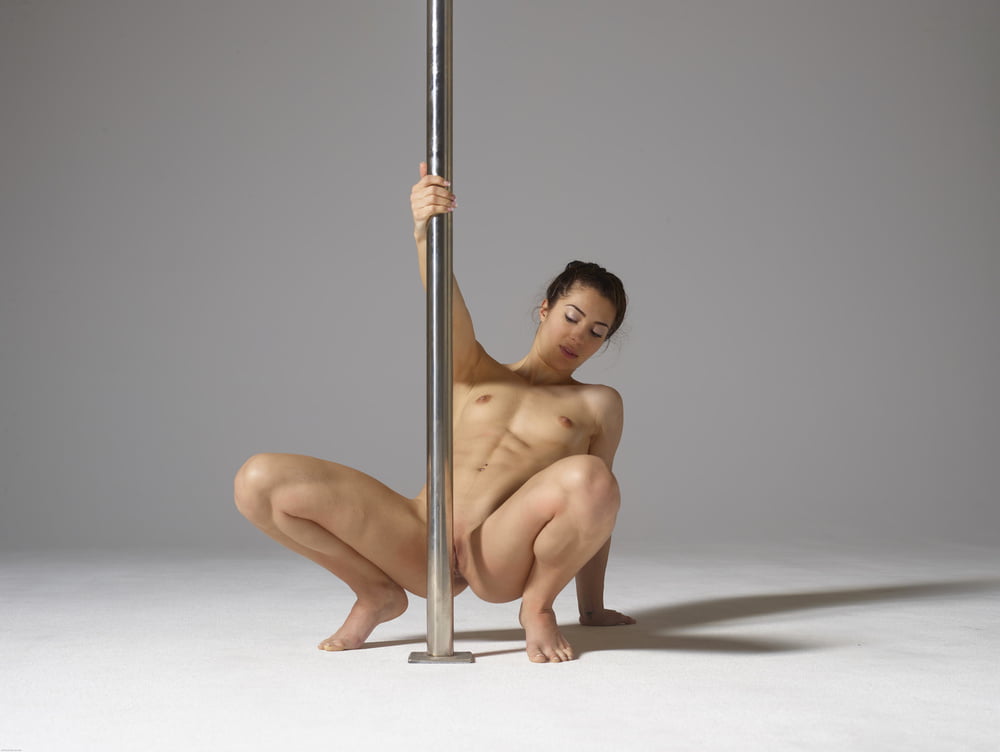 Nude Pole Dancer Xxx Images Galery