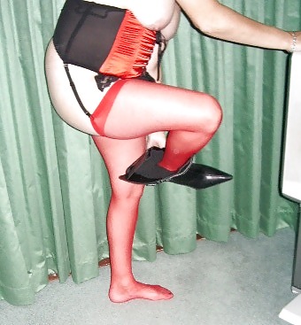 Porn Pics Sugar red striptease