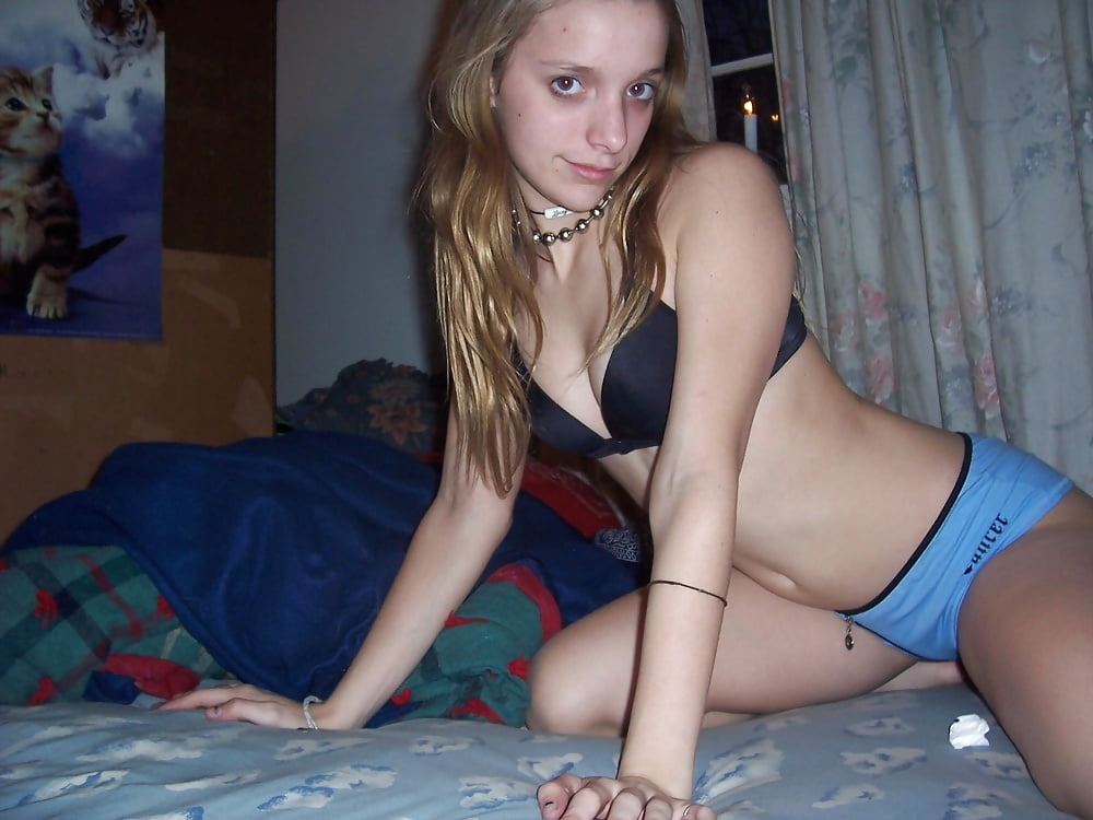 Porn Pics Young Slut Lacey Elizabeth Stone Exposed