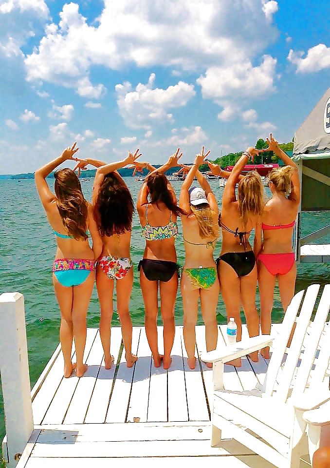 Porn Pics bikini 6girl favs