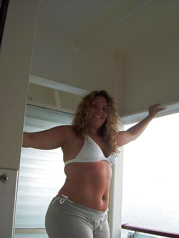 Porn Pics Busty Nanette 2