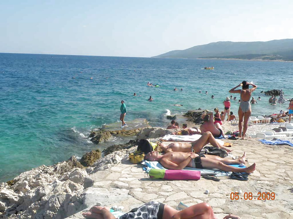 Porn Pics The beach 99