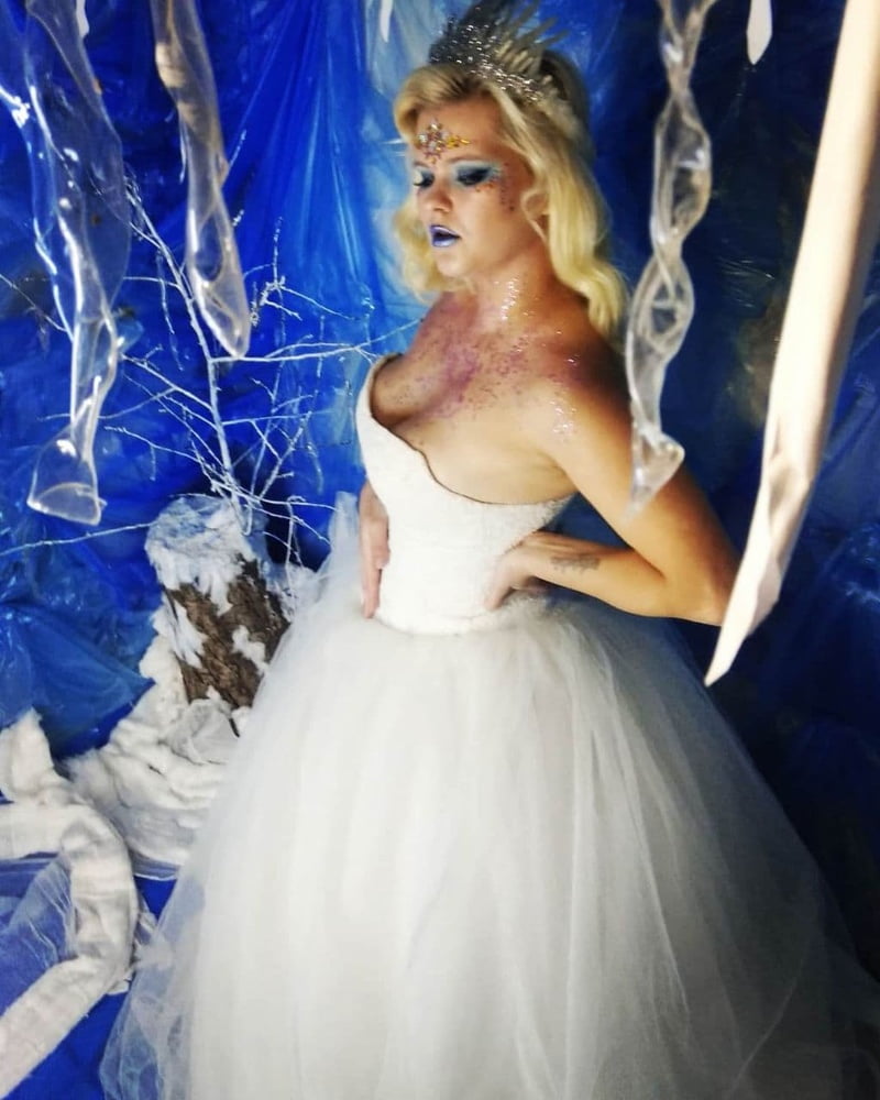 Snow queen, beautiful photos! - 21 Photos 