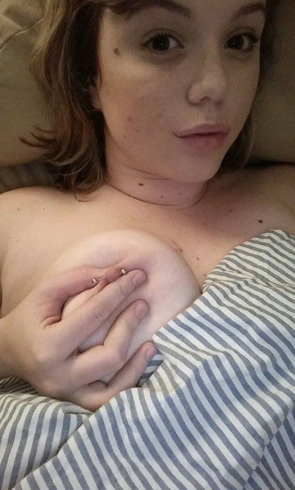 Porn Pics Gamer Girl  2-8-2019