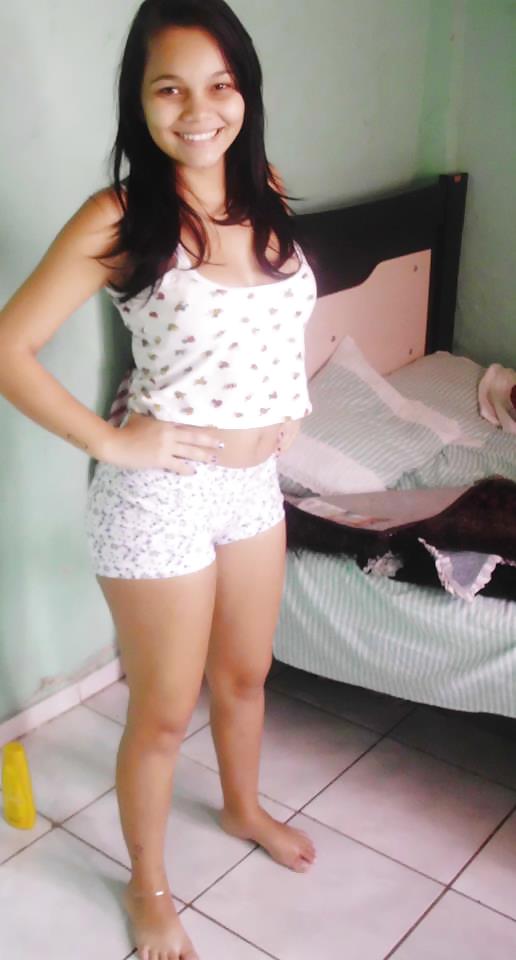 Porn Pics FACEBOOK Izabelli B.Alves