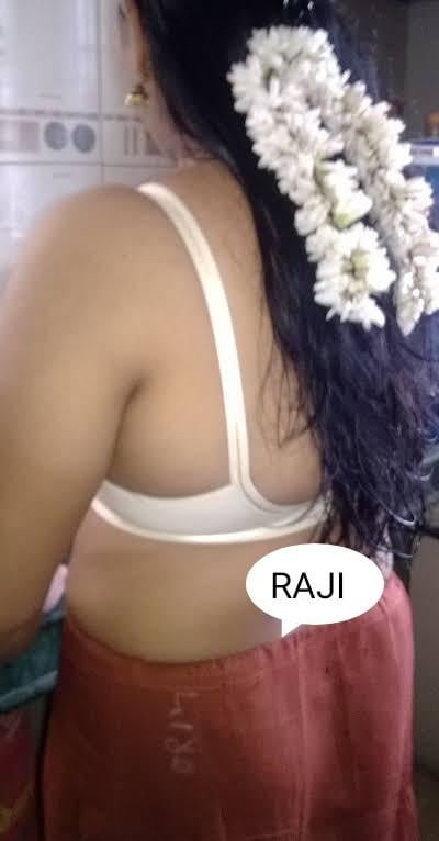 Raji mature Tamil wife- 139 Photos 