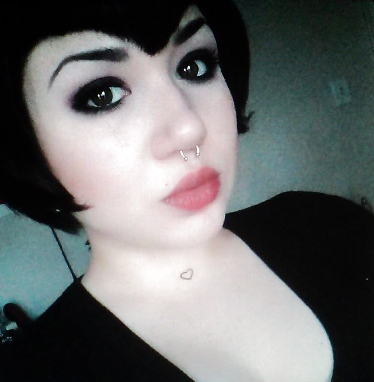 Porn Pics Stupid slut Hannah